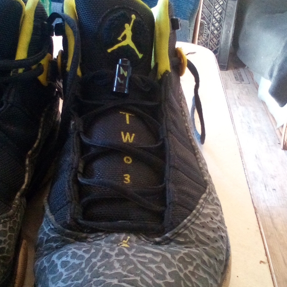 Nike Air Jordans - Picture 5 of 6